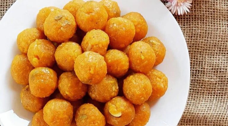 In Meerut Tantrik asks woman to feed husband Four laddoos in morning, Four in evening. He wants a divorce