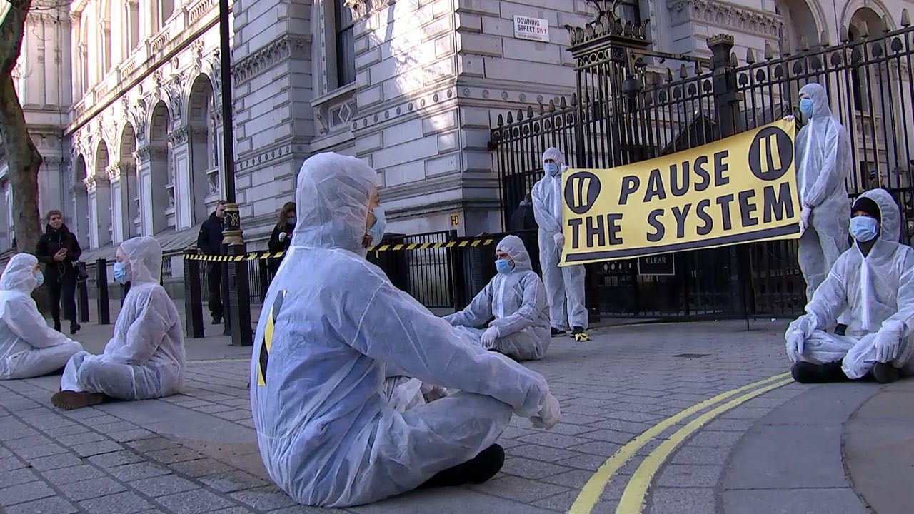 UK Shadows Italy in Deadly Corona