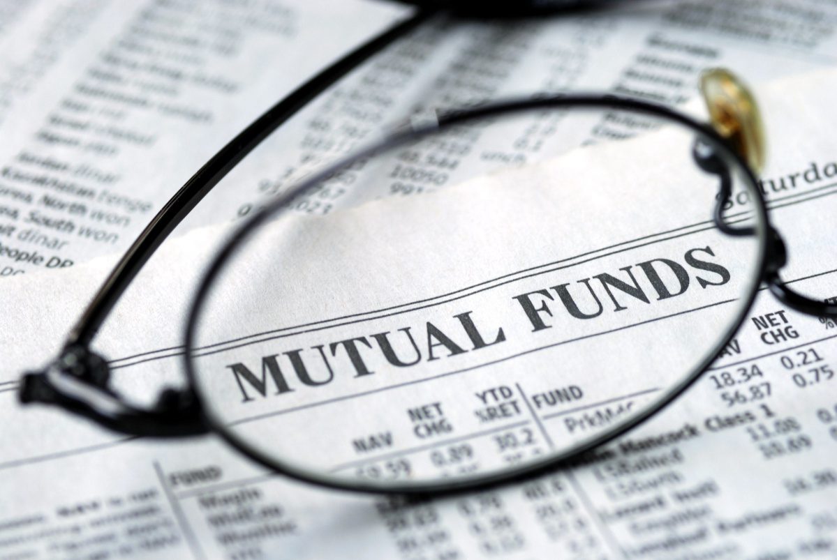 Mutual fund industry AUM witness 8% fall in June quarter.