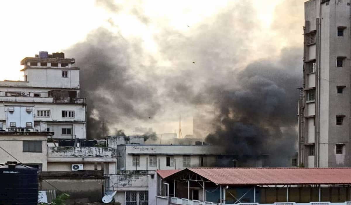 kolkata polak street fire