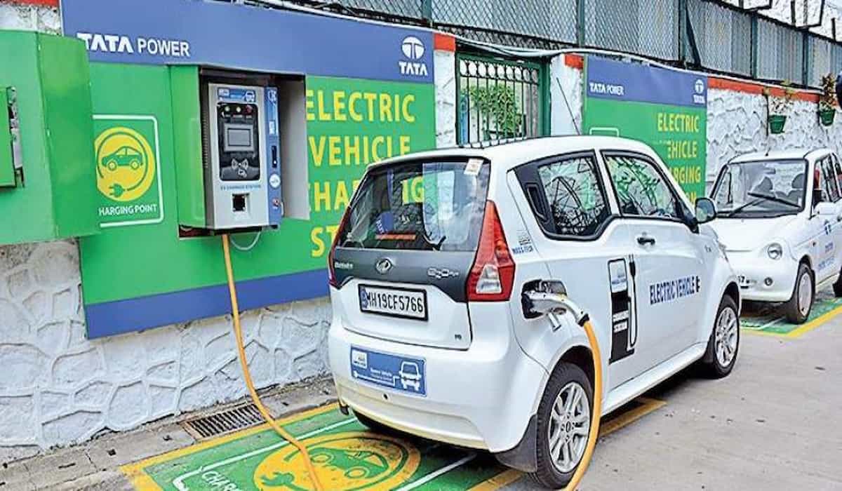 Electric Charging Facility in every 3 km in delh