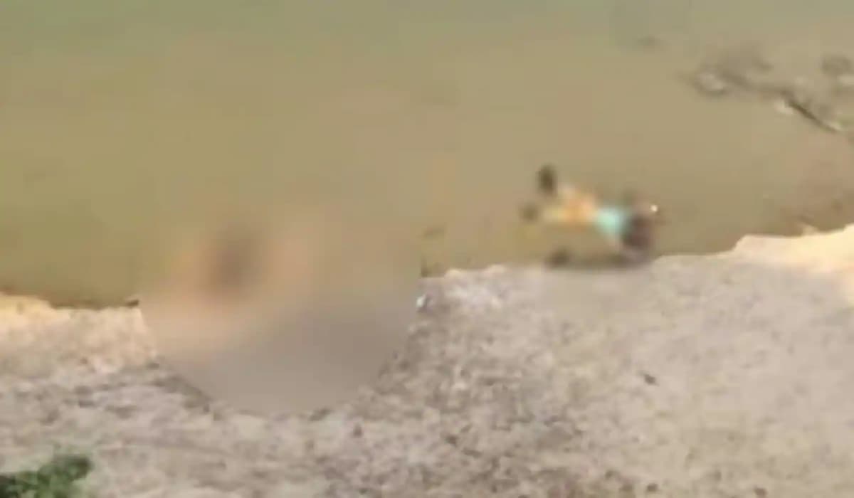 Ghazipur dead bodies found floating in Ganga
