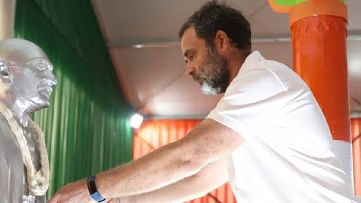 From Mahatma to Rahul : A Tale of Political Persecution and the Power of Truth