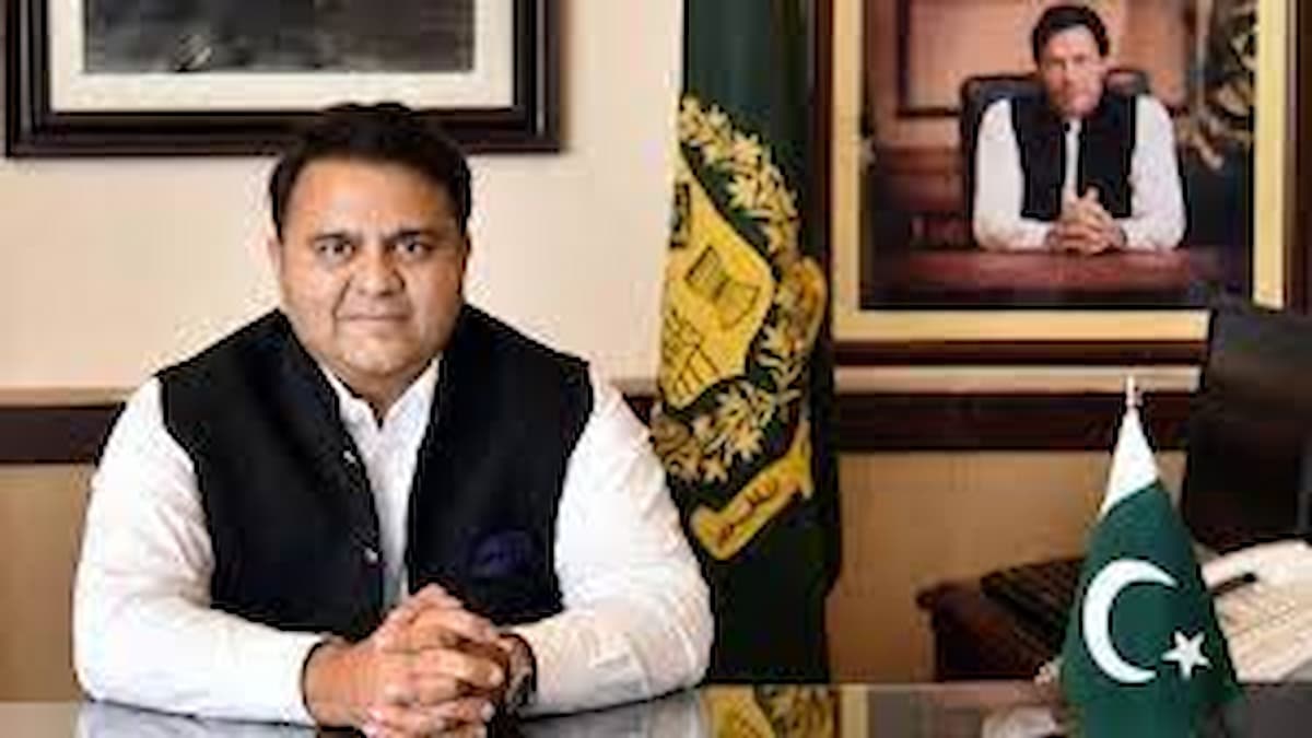 Fawad Chaudhry Resigns From Pakistan